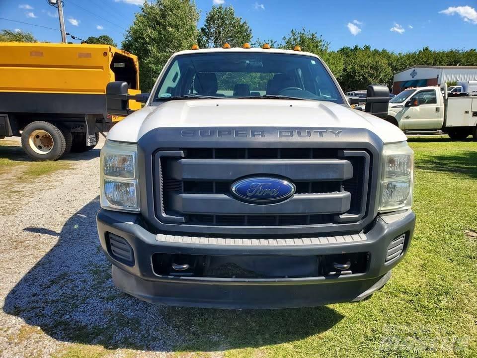 Ford F 350 XL SD Közúti karbantartó haszongépek