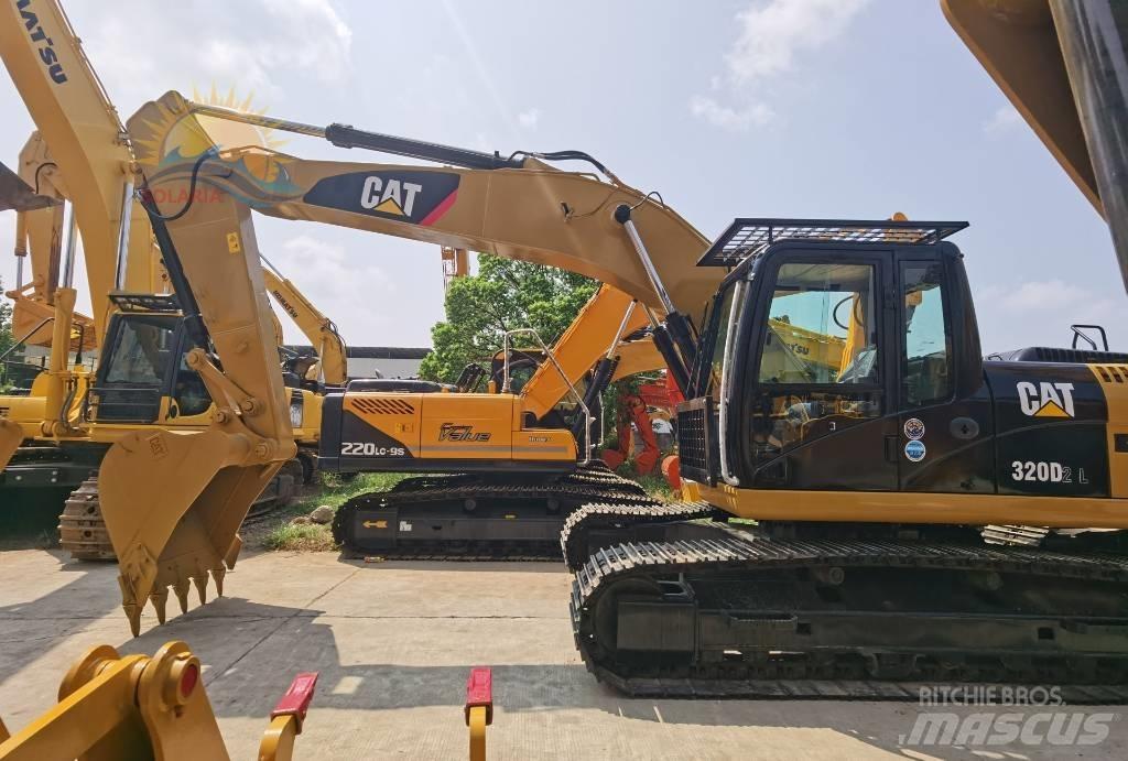 CAT 320D2L Lánctalpas kotrók