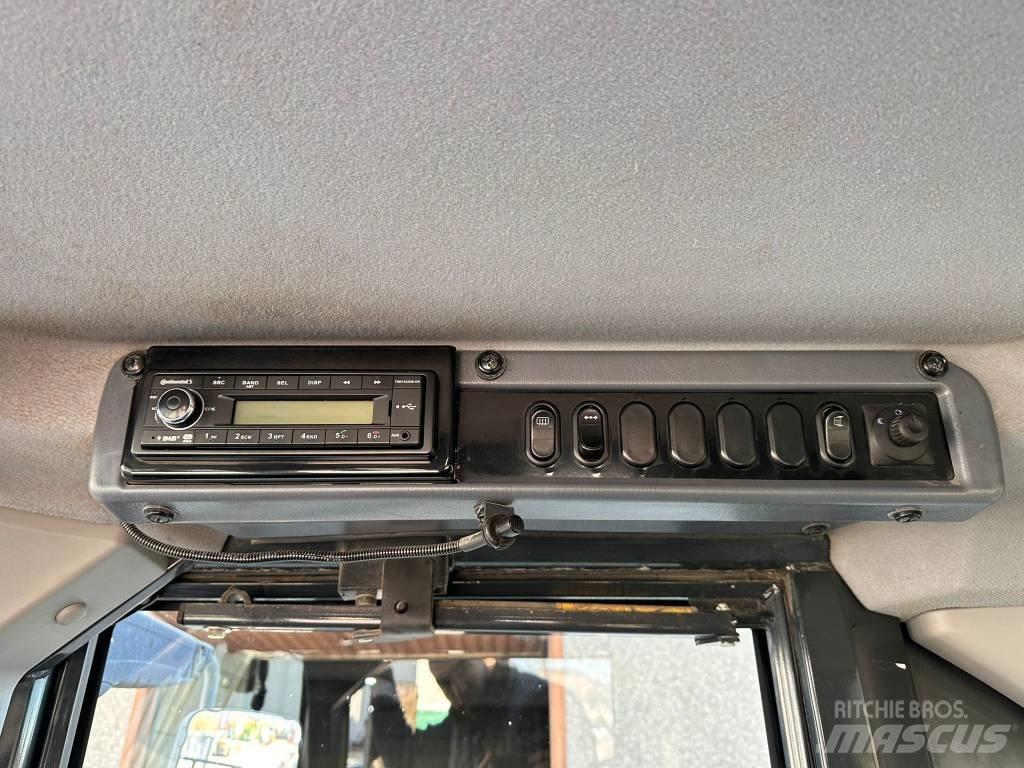 Komatsu WA 380-8EO Gumikerekes homlokrakodók