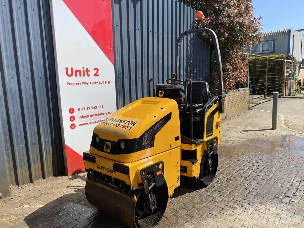 JCB VMT 160 Ikerdobos hengerek