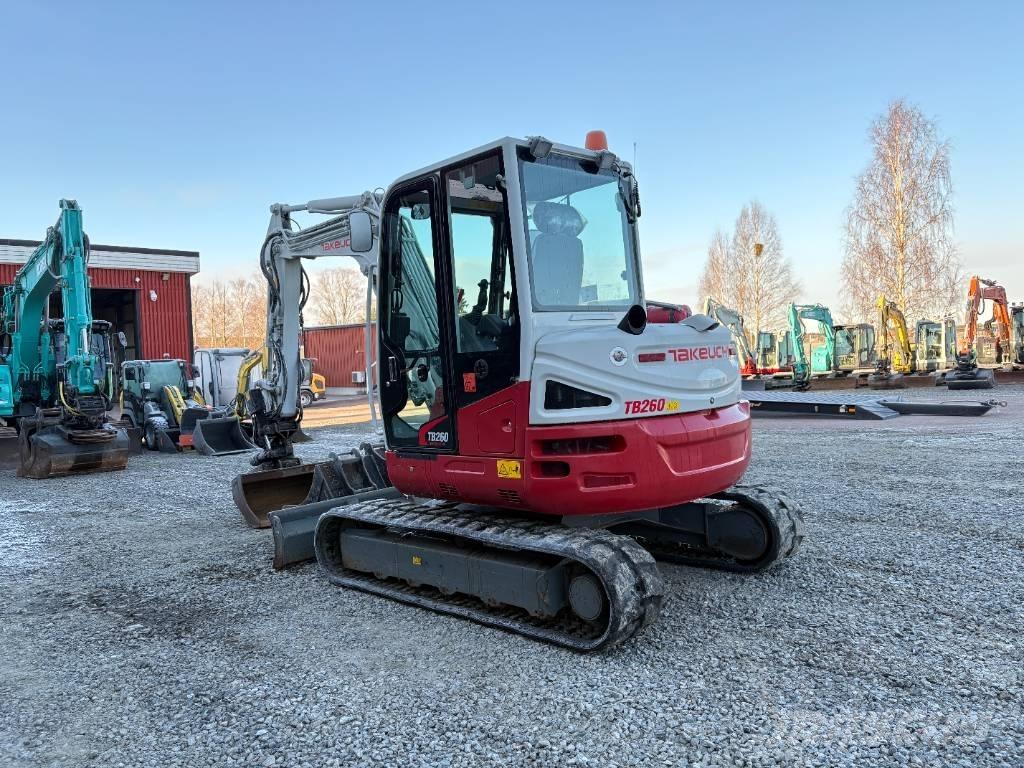 Takeuchi TB260 Mini kotrók < 7t