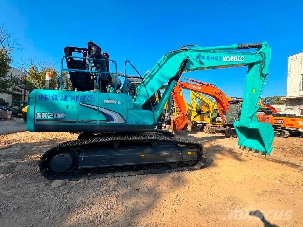 Kobelco SK 200-8 Lánctalpas kotrók