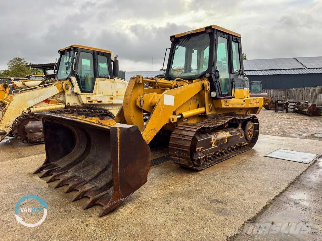 CAT 953C Lánctalpas homlokrakodók