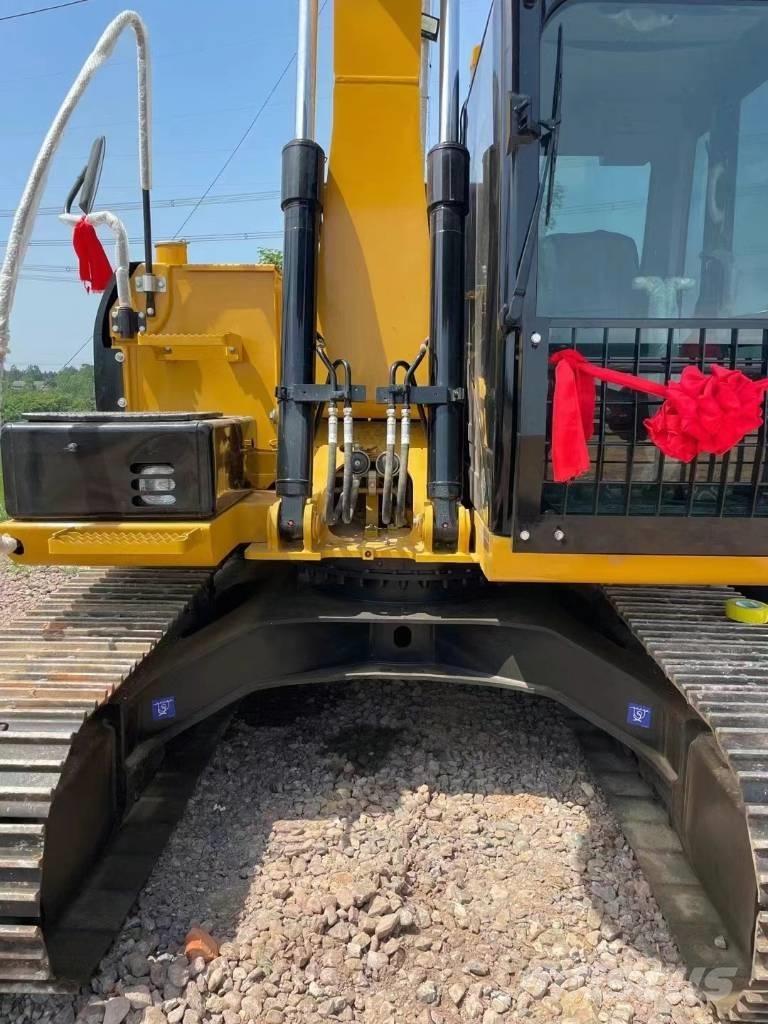 CAT 312D Közepes (midi) kotrók 7 t - 12 t