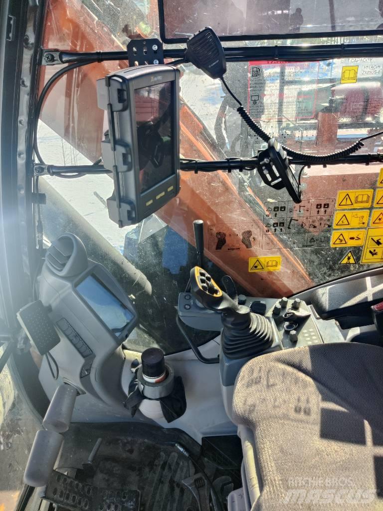 Hitachi ZX85US-6 Közepes (midi) kotrók 7 t - 12 t