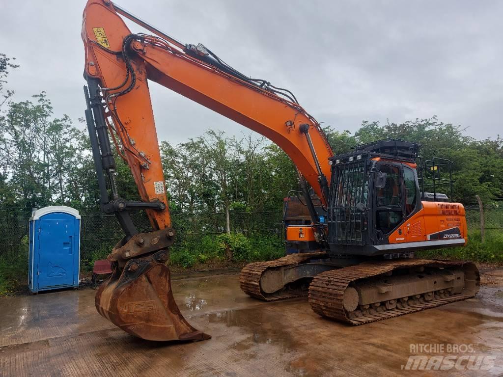 Doosan DX 225 LC-5 Lánctalpas kotrók