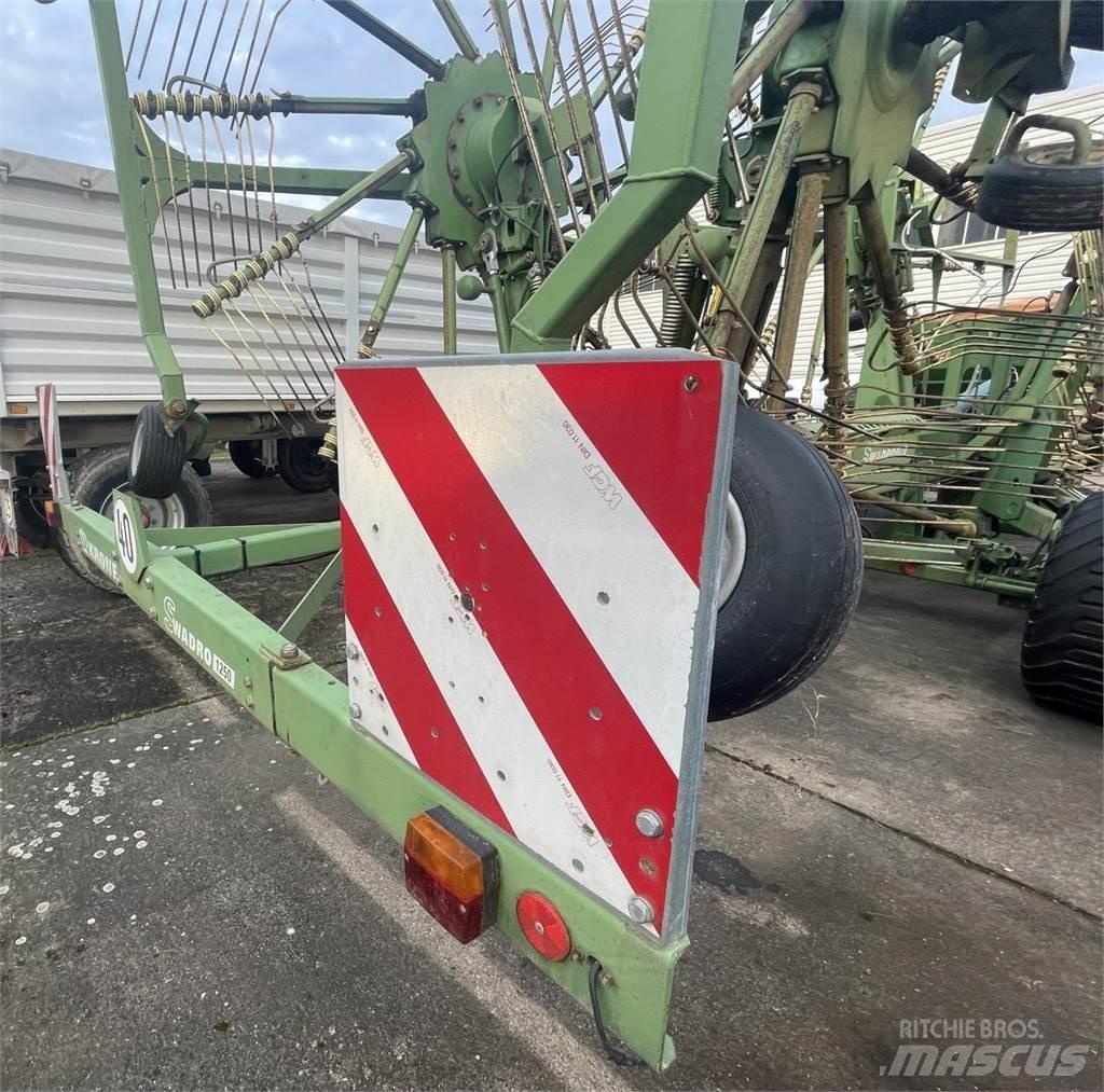 Krone SWADRO 1250 Rendforgatók