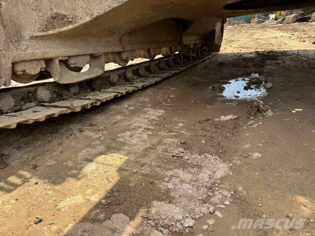 Sumitomo SH200 Lánctalpas kotrók