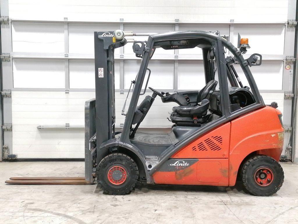 Linde H25T-01 Gázüzemű targoncák