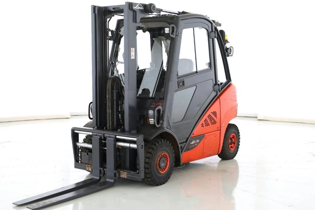 Linde H-25-D-02 Dízel targoncák