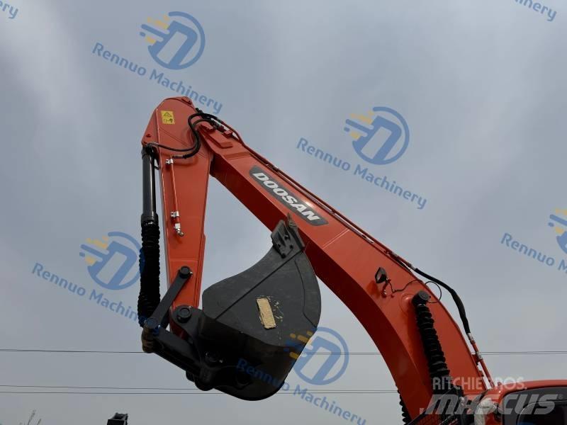 Doosan DX 225 LC-9C Lánctalpas kotrók