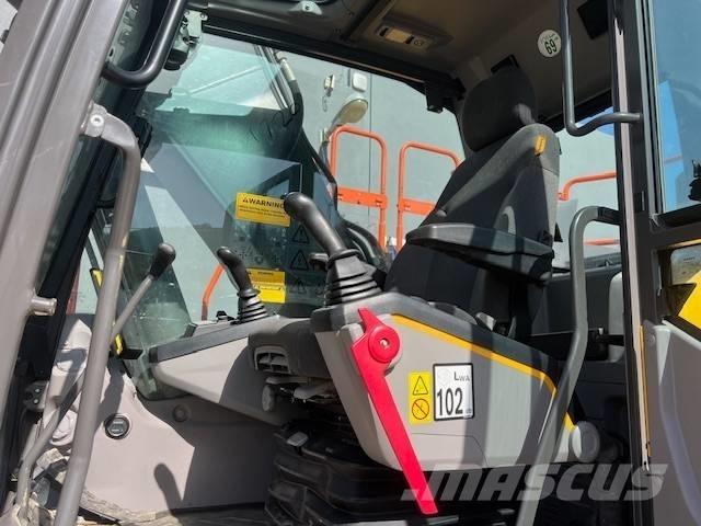 Volvo EC 200 E Lánctalpas kotrók
