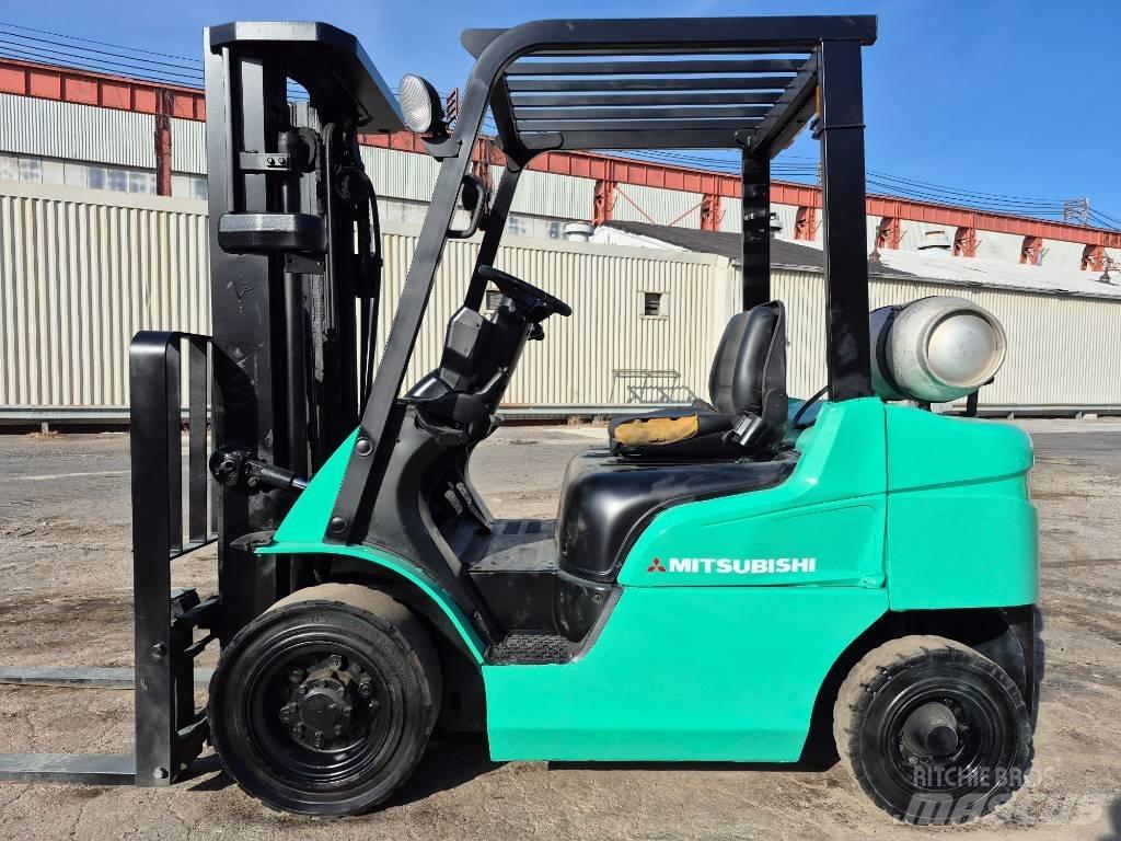 Mitsubishi FG25N Targoncák-Egyéb