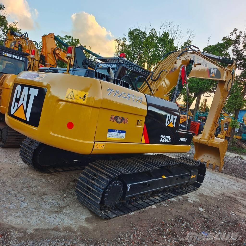 CAT 320 D Lánctalpas kotrók