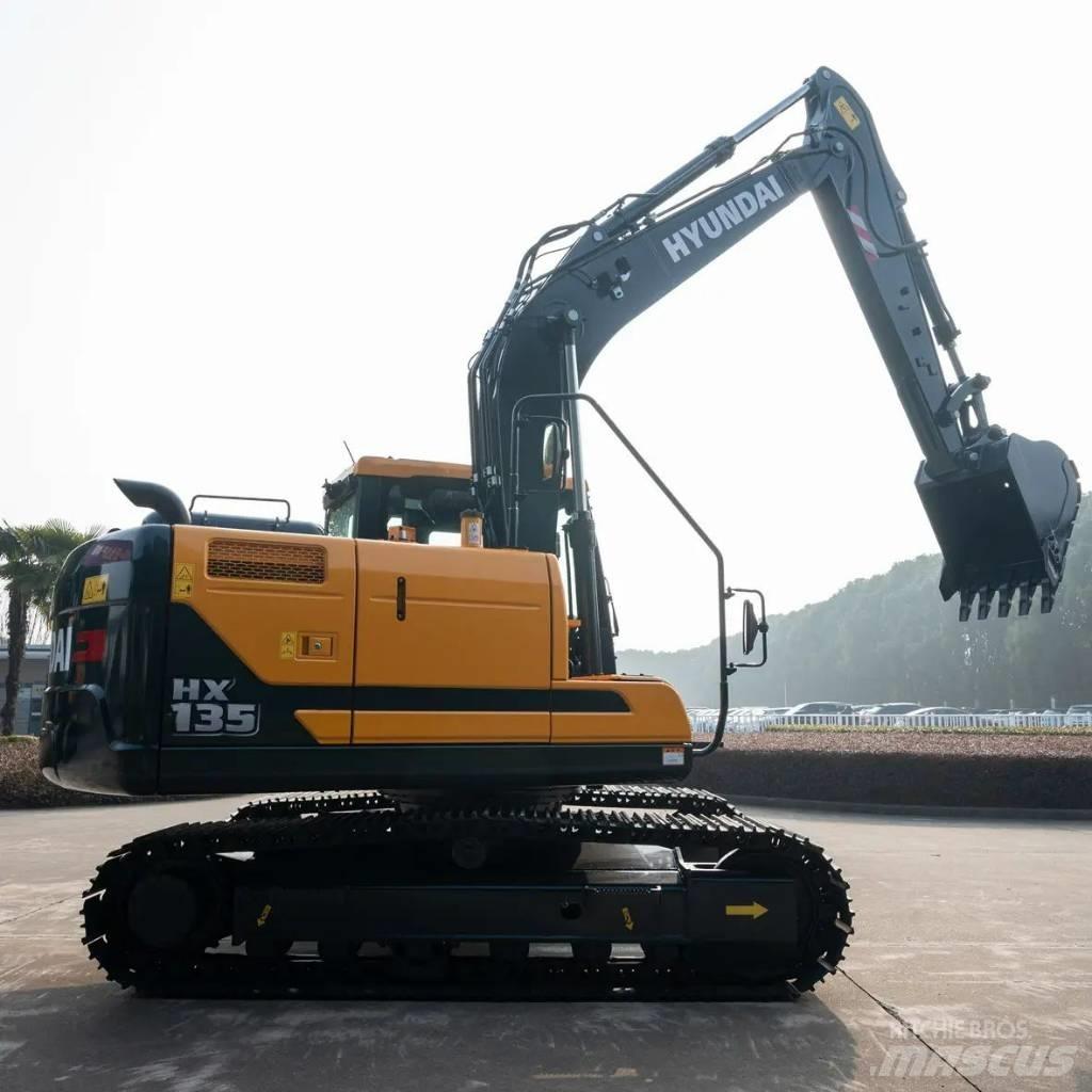 Hyundai HX135 Lánctalpas kotrók