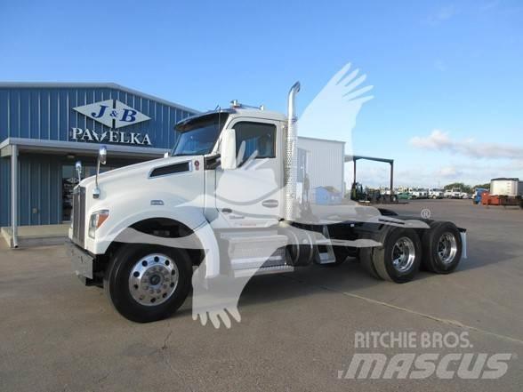 Kenworth T880 Nyergesvontatók