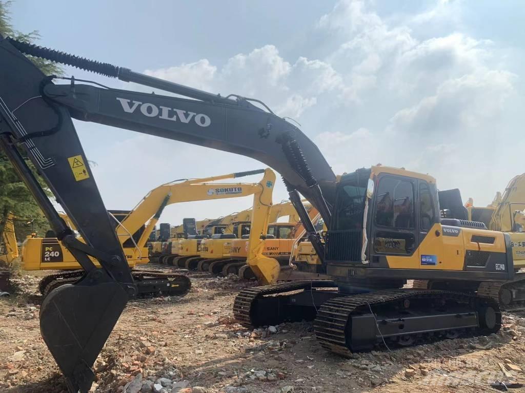 Volvo EC 240 Lánctalpas kotrók