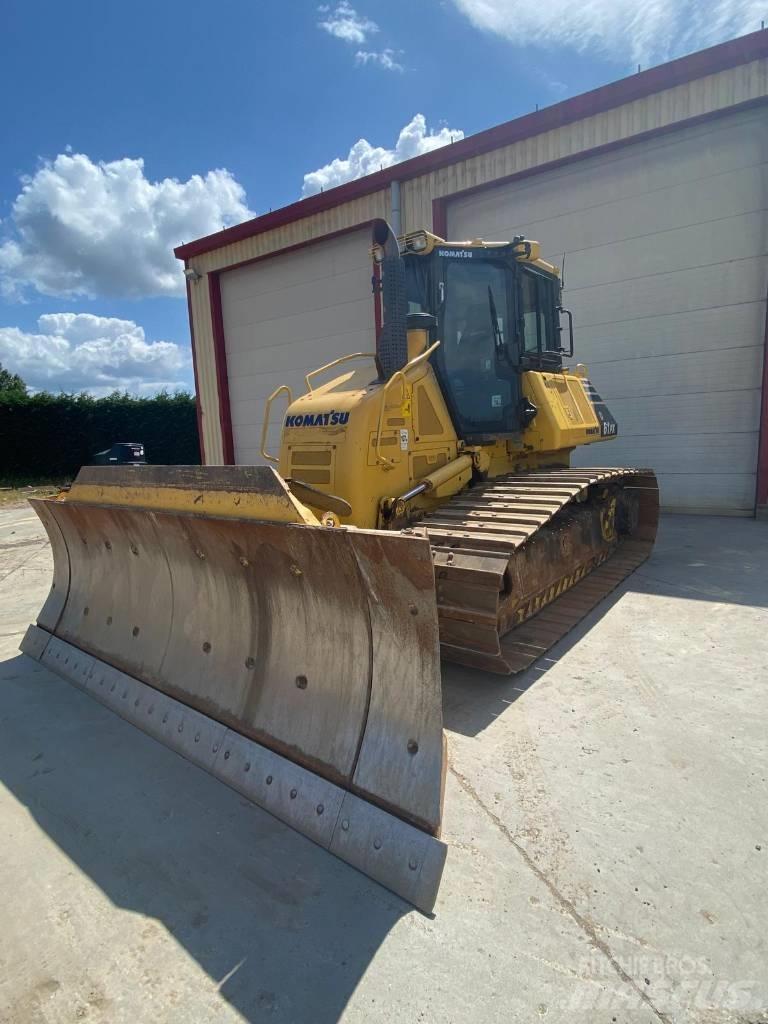 Komatsu D61PX24 lánctalpas dózerek