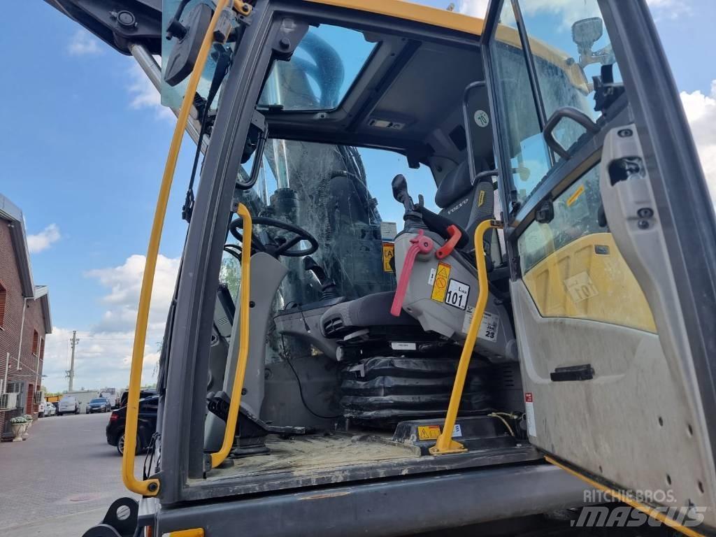 Volvo EW 140 D Gumikerekes kotrók