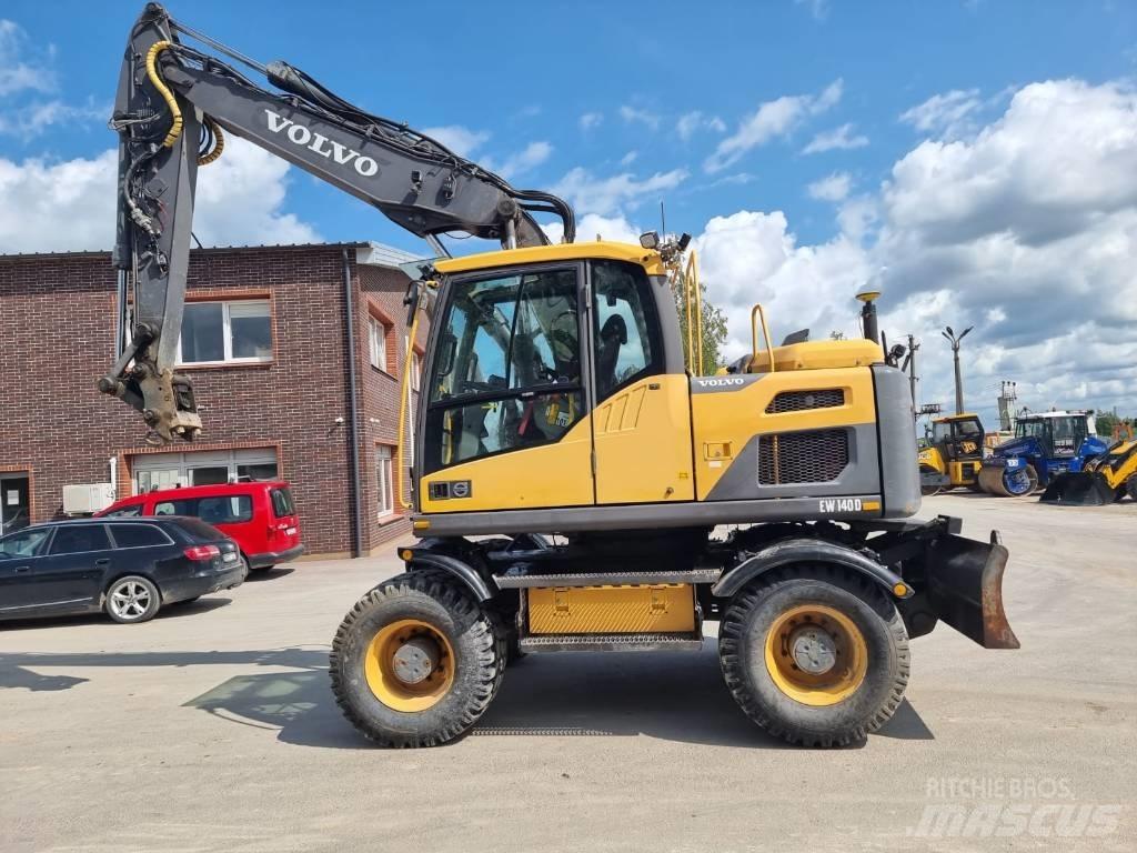 Volvo EW 140 D Gumikerekes kotrók