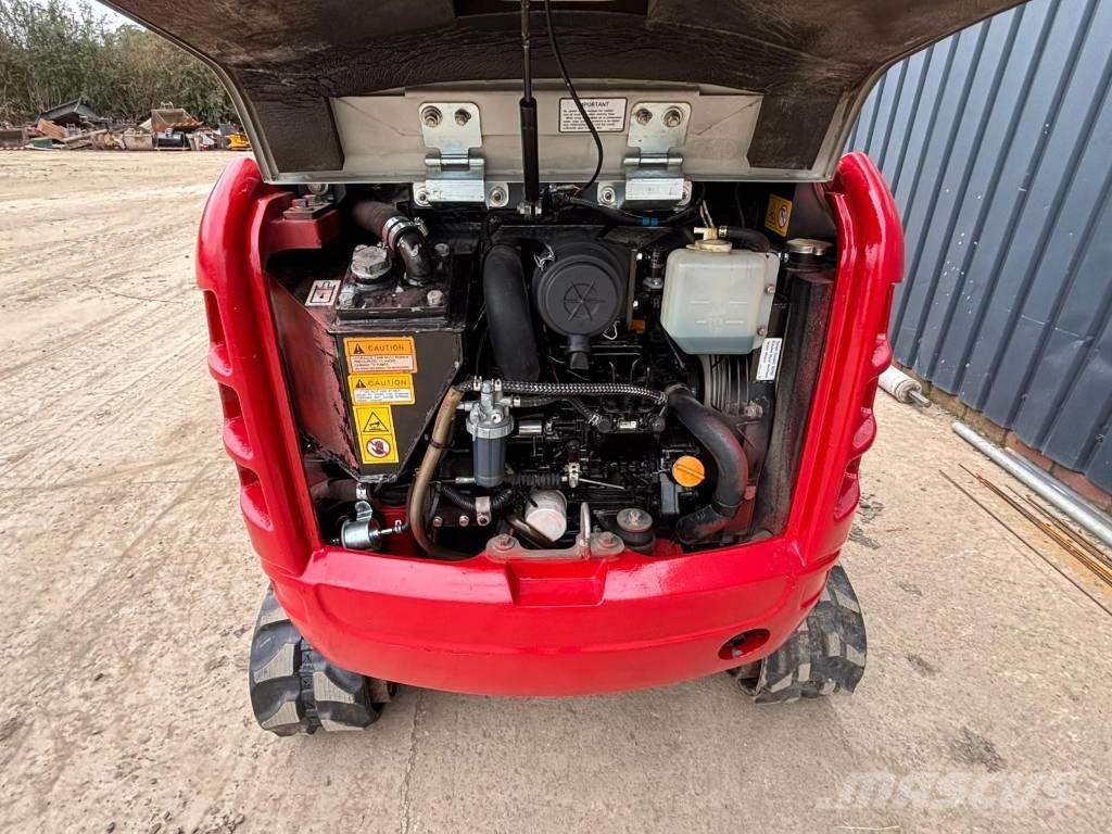 Takeuchi TB 216 Mini kotrók < 7t