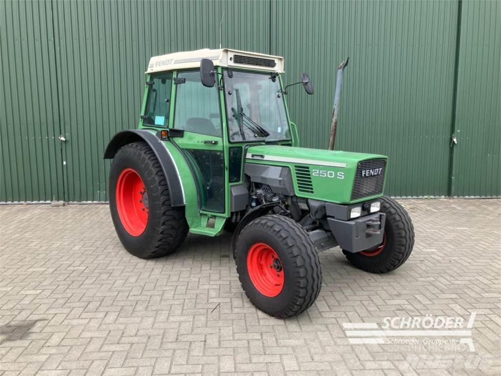 Fendt FARMER 250 S Traktorok