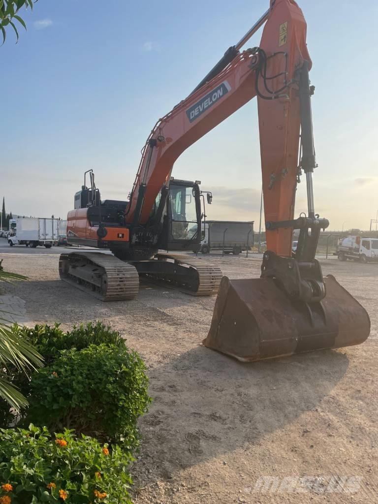Doosan DX225LC-7 Lánctalpas kotrók