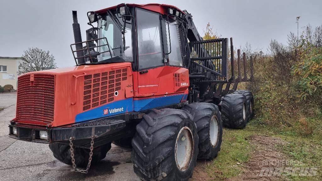 Valmet 840.2 Kihordók