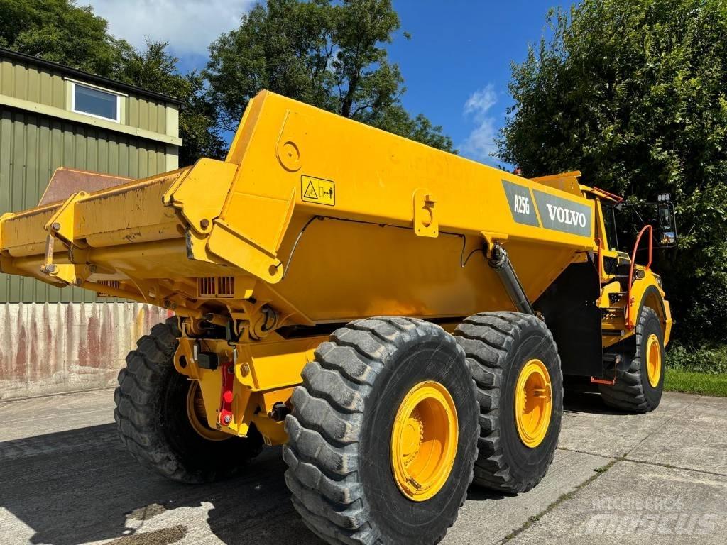 Volvo A 25 G Csuklósdömperek