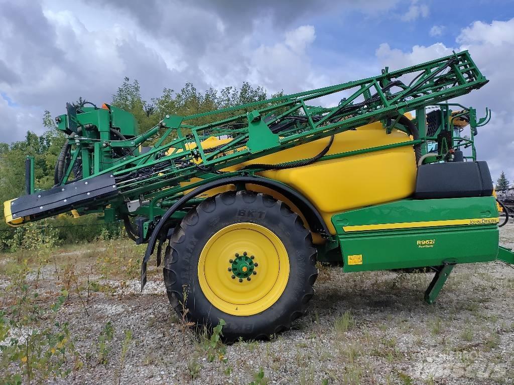 John Deere R 962 i Vontatott trágyaszórók