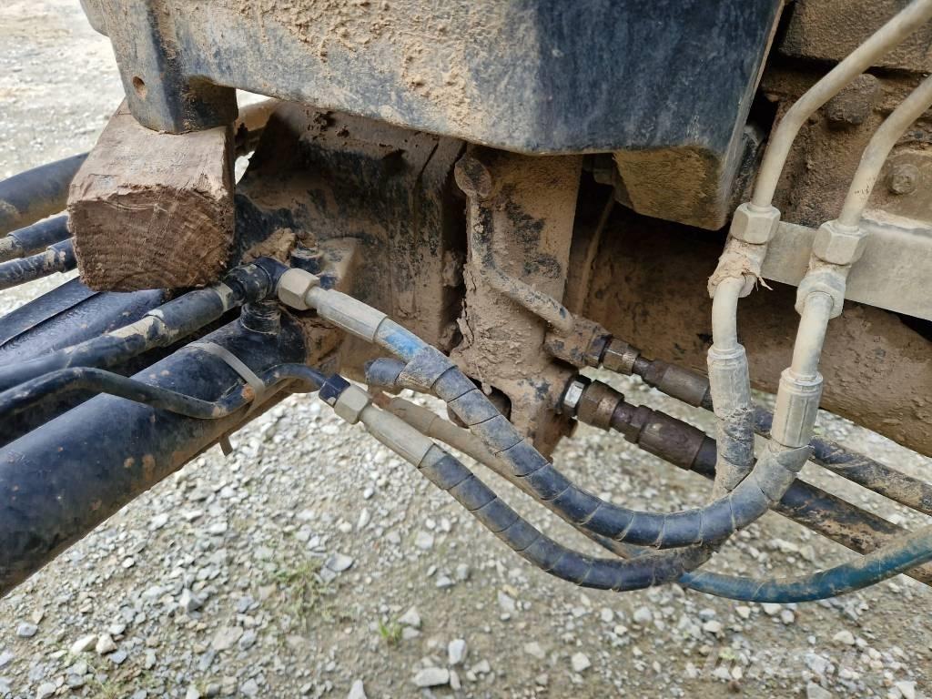New Holland TSA 115 Traktorok