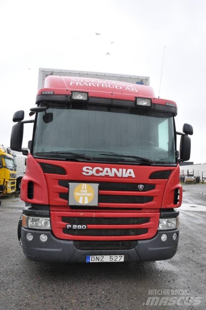 Scania P230 4X2 Dobozos teherautók
