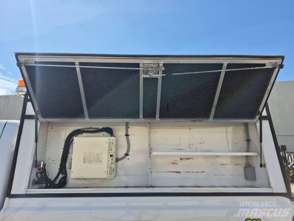 Ford F 250 Kis teherszállító/Platós kocsi