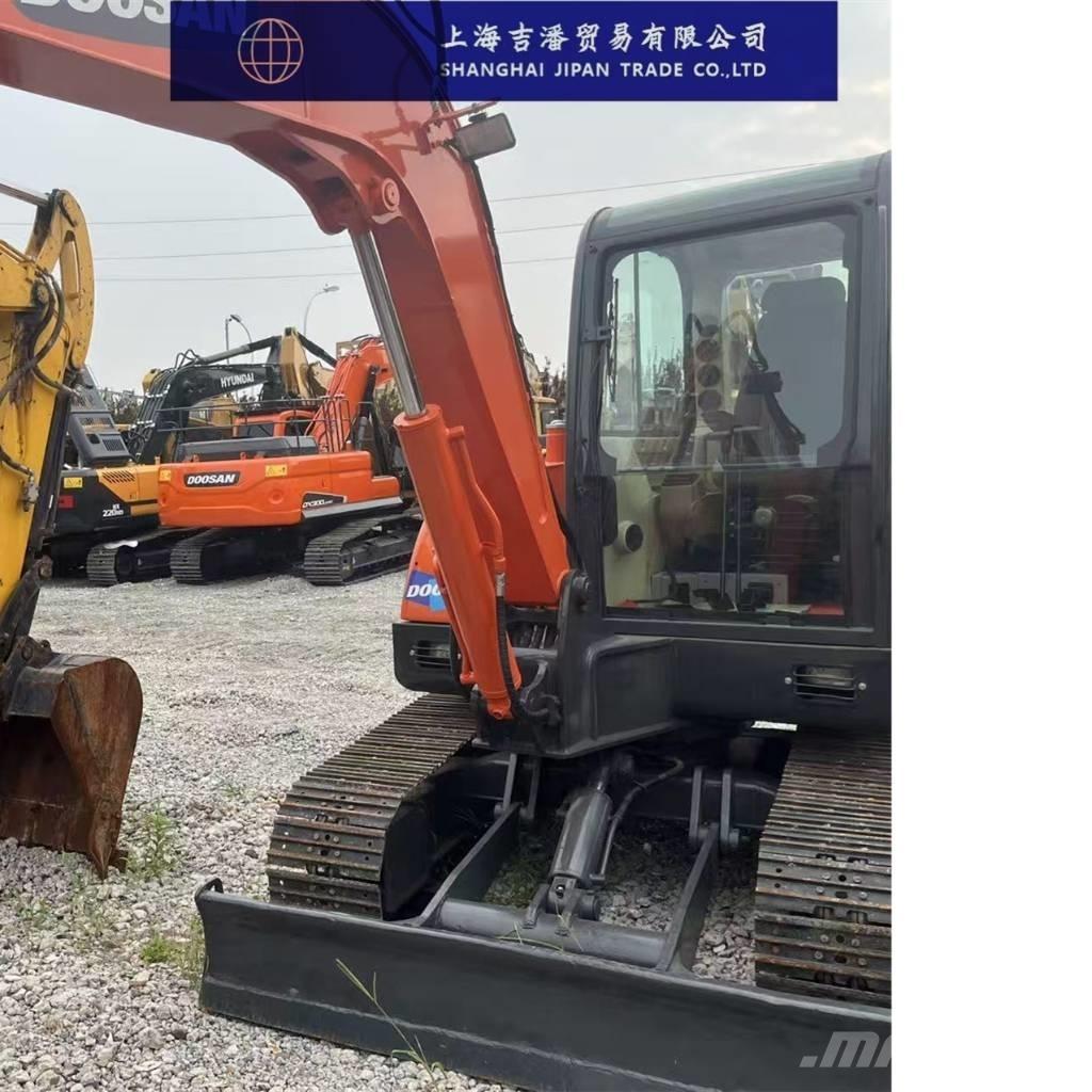Doosan DH 60 Lánctalpas kotrók