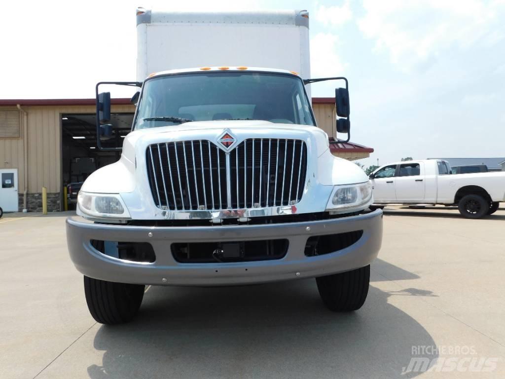 International 4300 Konténer keretes / Konténeres teherautók
