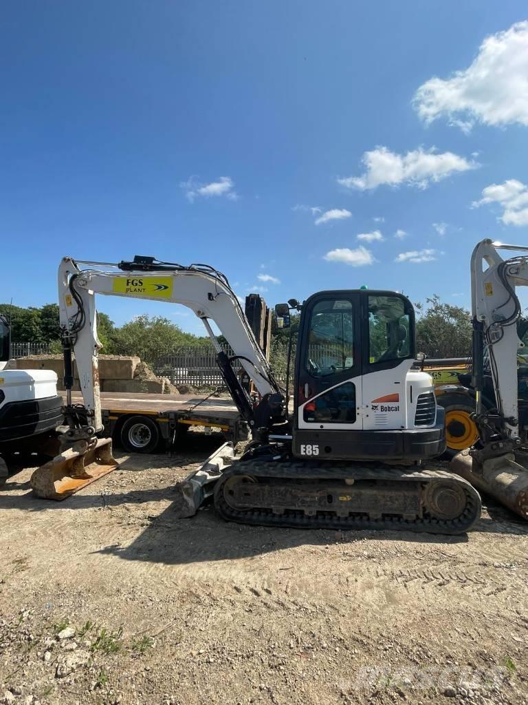 Bobcat E 85 Közepes (midi) kotrók 7 t - 12 t