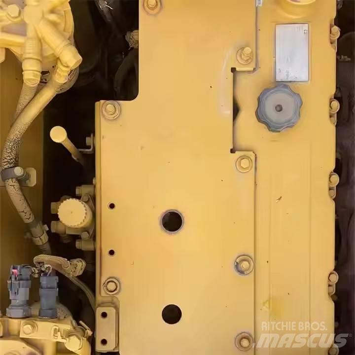 CAT CAT323D2L Közepes (midi) kotrók 7 t - 12 t