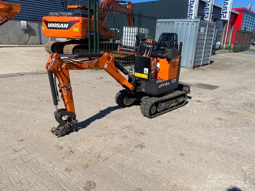 Doosan DX 10 Z Mini kotrók < 7t