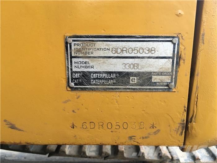 CAT 330 B L Lánctalpas kotrók