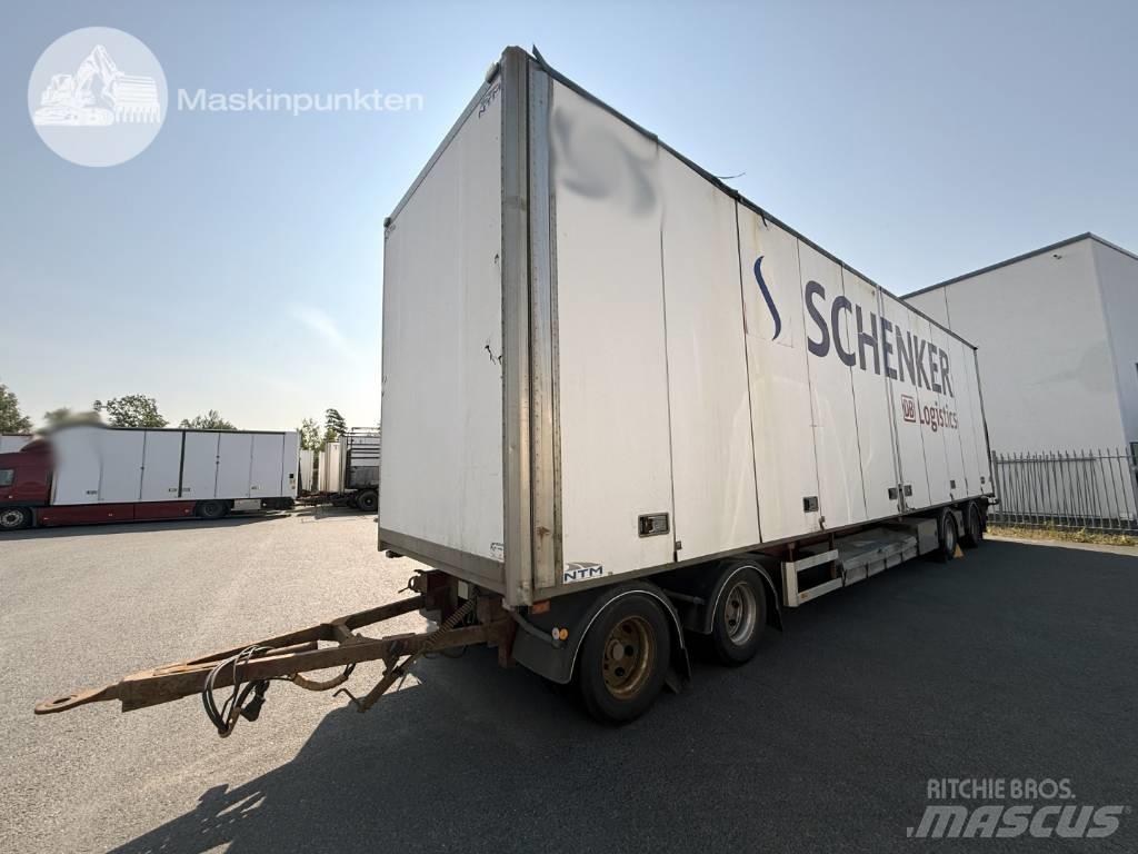 NTM UTP-39L-4 Dobozos pótkocsik