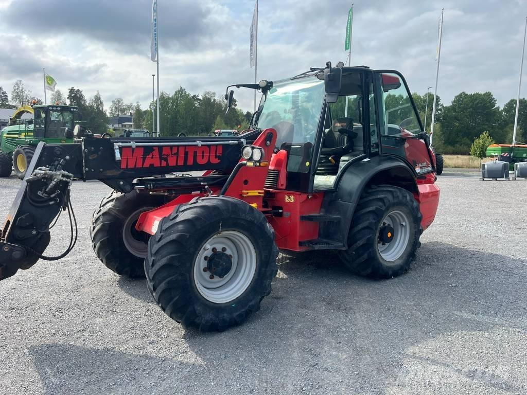 Manitou 533-145 Teleszkópos gumikerekes rakodók