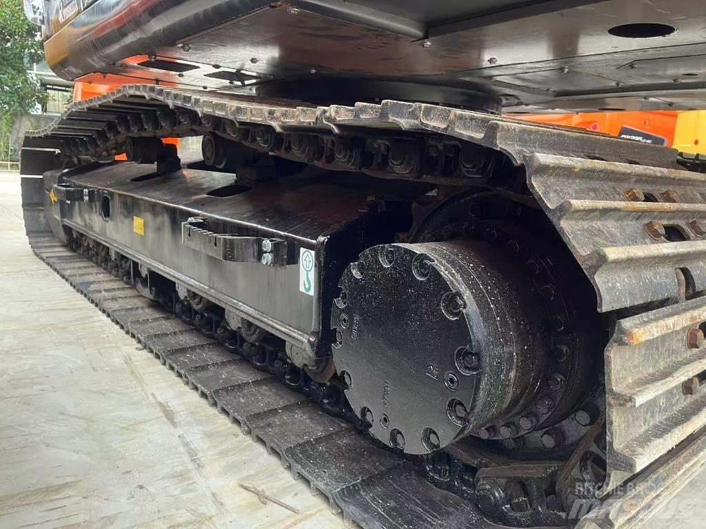 Hitachi zx200 Lánctalpas kotrók