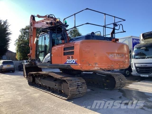 Hitachi ZX 210 LC-6 Lánctalpas kotrók