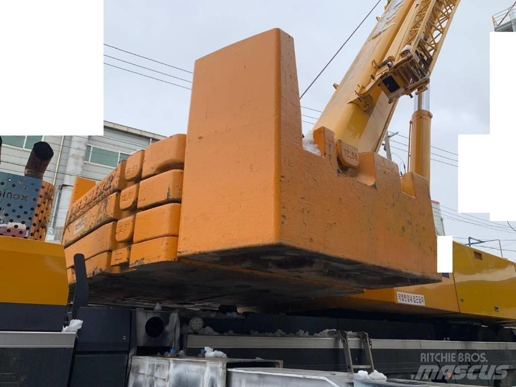 Liebherr LTM 1250-1 Terepdaruk
