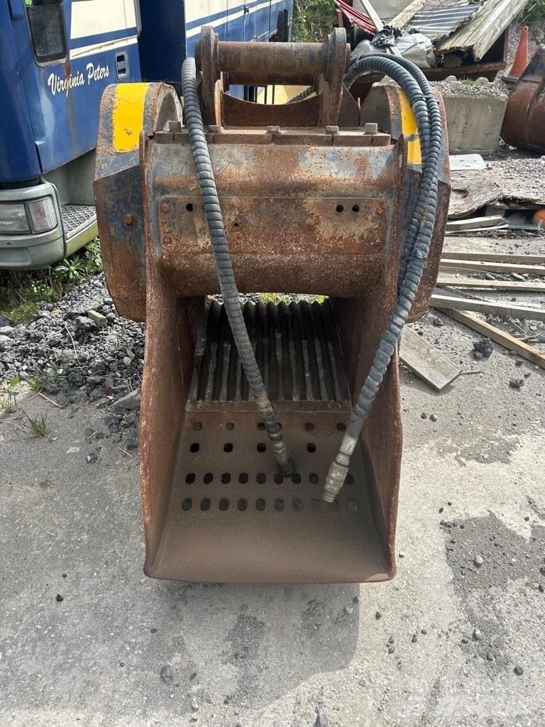 MB Crusher BF 60.1 Törő kanalak