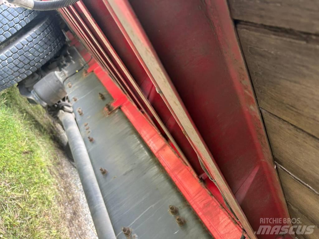 Volvo FM 11 330 Platós/Csörlős teherautók