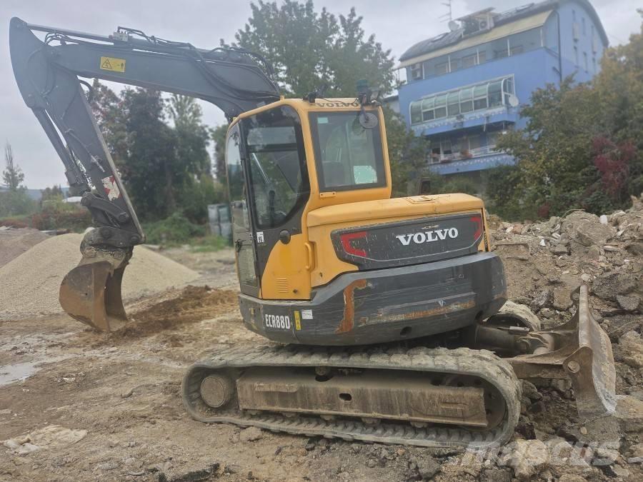 Volvo ECR 88 D Közepes (midi) kotrók 7 t - 12 t
