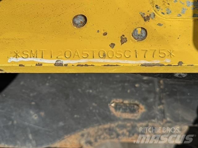 Sumitomo SH120-5 Közepes (midi) kotrók 7 t - 12 t
