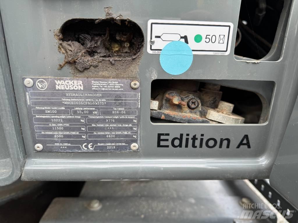 Wacker Neuson EW100 Gumikerekes kotrók