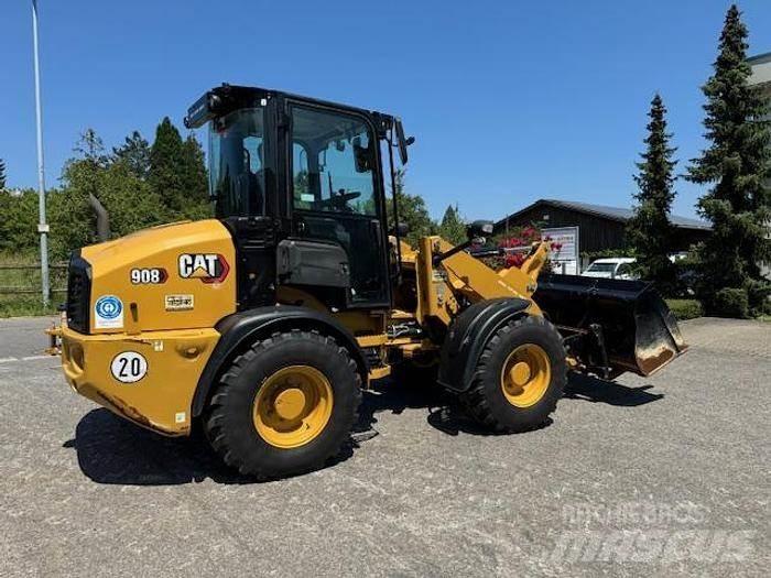 CAT 908 Gumikerekes homlokrakodók